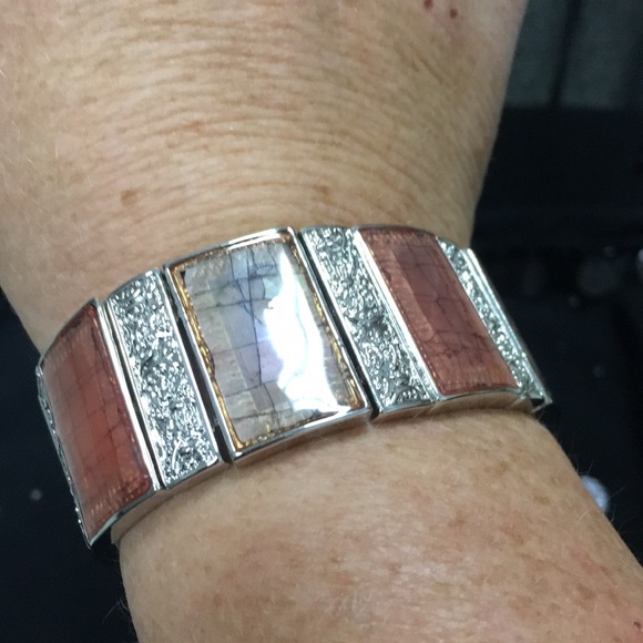 Lia Sophia Jewelry - 3/$30 Beautiful shell inlay bracelet pink/silver.